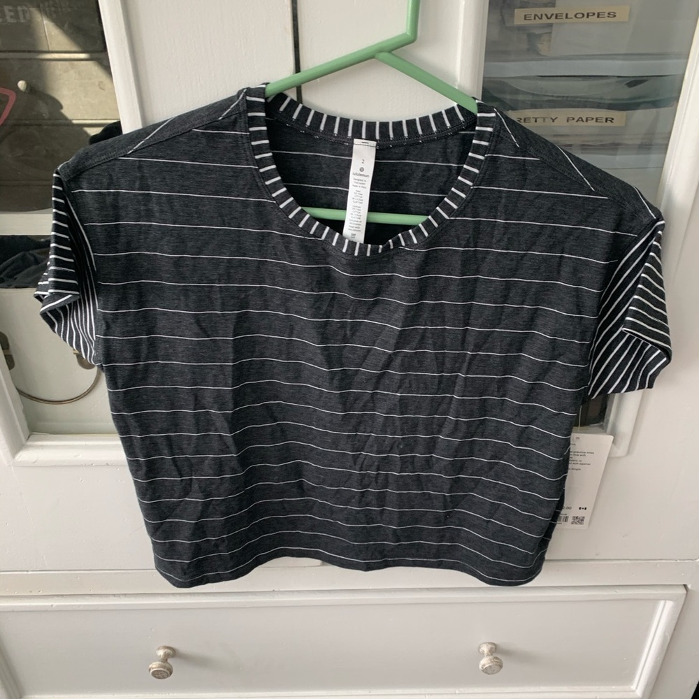Lululemon Cates Tee (crop). No longer has the tag.